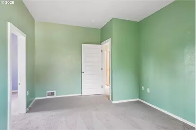 8417 N Berkeley Ave, Portland, OR 97203 - Photo 25