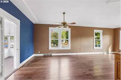 8417 N Berkeley Ave, Portland, OR 97203 - Photo 11