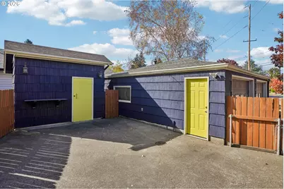 8417 N Berkeley Ave, Portland, OR 97203 - Photo 41