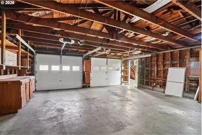 8417 N Berkeley Ave, Portland, OR 97203 - Photo 39