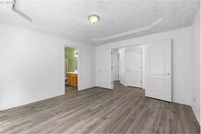 4735 SE Powell Butte Pkwy, Portland, OR 97236 - Photo 25