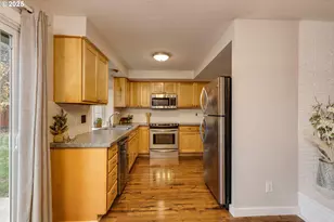 1137 NE 193rd Ave, Portland, OR 97230 - Photo 9