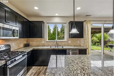 368 N Green Gables Loop, Ridgefield, WA 98642 - Photo 7
