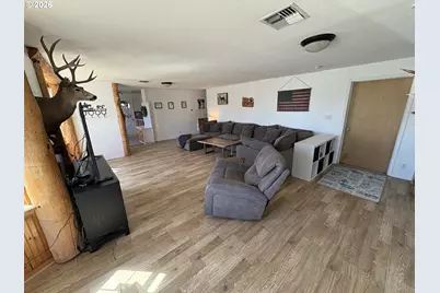 5968 E St, Springfield, OR 97478 - Photo 5