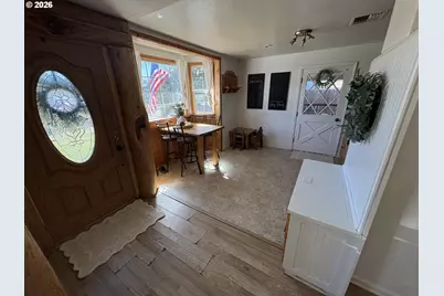 5968 E St, Springfield, OR 97478 - Photo 3