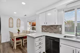 301 NE 109th St, Vancouver, WA 98685 - Photo 13