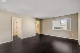 1522 NE Marine Dr, Portland, OR 97211 - Photo 23