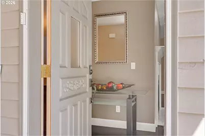 1522 NE Marine Dr, Portland, OR 97211 - Photo 7
