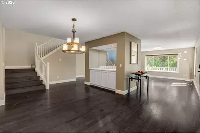 1522 NE Marine Dr, Portland, OR 97211 - Photo 13