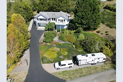 15709 Pelican Bay Dr, Brookings, OR 97415 - Photo 1