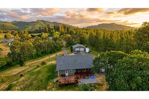 445 Green Valley Rd, Oakland, OR 97462 - Photo 47