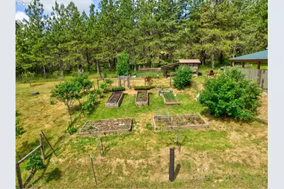 445 Green Valley Rd, Oakland, OR 97462 - Photo 41