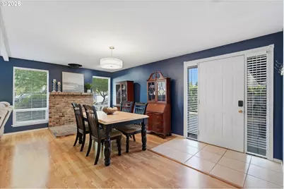 909 N Sitka Ave, Newberg, OR 97132 - Photo 5
