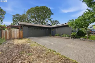 909 N Sitka Ave, Newberg, OR 97132 - Photo 3