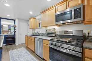 909 N Sitka Ave, Newberg, OR 97132 - Photo 11