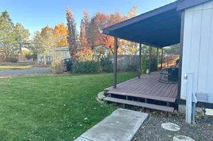 10504 G Ct, Island City, OR 97850 - Photo 3