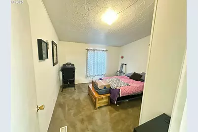 10504 G Ct, Island City, OR 97850 - Photo 17