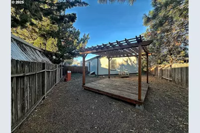 10504 G Ct, Island City, OR 97850 - Photo 19