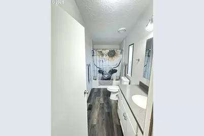 10504 G Ct, Island City, OR 97850 - Photo 15