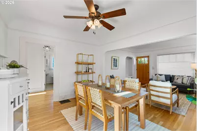 6137 NE 15th Ave, Portland, OR 97211 - Photo 11