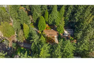 6167 SW Miles Ct, Portland, OR 97219 - Photo 43