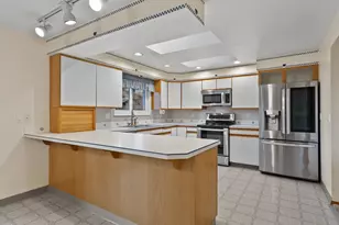 1288 SE 40th Ave, Hillsboro, OR 97123 - Photo 13