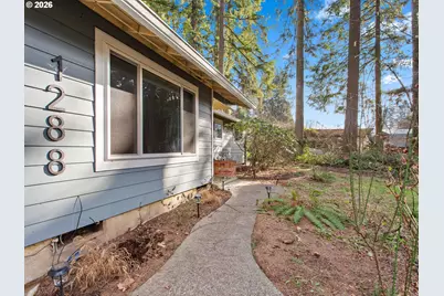 1288 SE 40th Ave, Hillsboro, OR 97123 - Photo 3