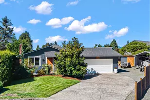 1136 S 39th St, Springfield, OR 97478 - Photo 35