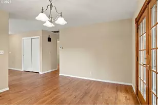 8123 SE Roots Rd, Milwaukie, OR 97267 - Photo 13