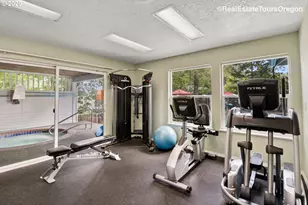 4000 Carman Dr, Lake Oswego, OR 97035 - Photo 29