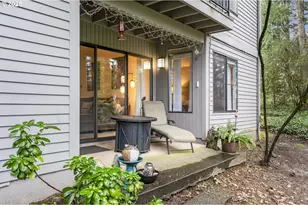 4000 Carman Dr, Lake Oswego, OR 97035 - Photo 21