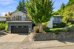 7215 SW 8th Ave, Portland, OR 97219 - Photo 3