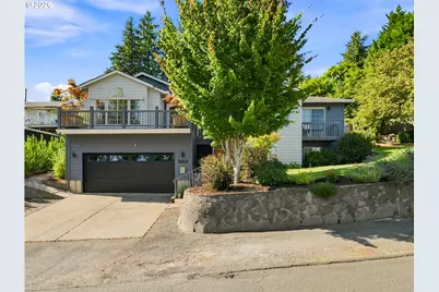 7215 SW 8th Ave, Portland, OR 97219 - Photo 1