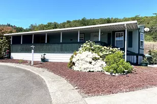 909 Shadow Ranch Ln, Roseburg, OR 97470 - Photo 1
