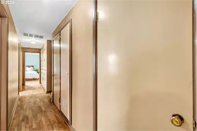 1555 Escalante St, Eugene, OR 97404 - Photo 23