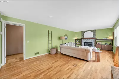 1555 Escalante St, Eugene, OR 97404 - Photo 5