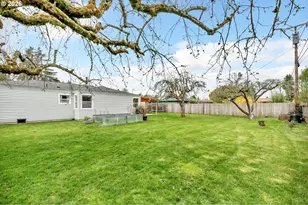 1555 Escalante St, Eugene, OR 97404 - Photo 43