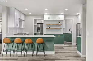 5062 NE Wasco Ct, Salem, OR 97305 - Photo 11