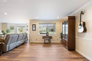 2164 SE Douglas Ave, Roseburg, OR 97470 - Photo 7