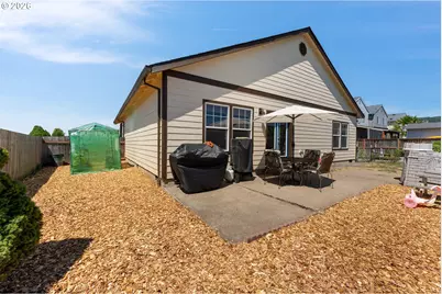 405 NW Viola St, Sheridan, OR 97378 - Photo 29