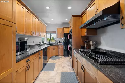 405 NW Viola St, Sheridan, OR 97378 - Photo 9