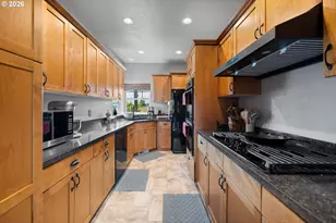 405 NW Viola St, Sheridan, OR 97378 - Photo 9