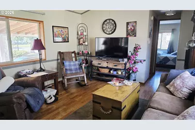 1809 26th St #77, La Grande, OR 97850 - Photo 3