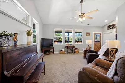 37886 S Wilhoit Rd, Molalla, OR 97038 - Photo 7