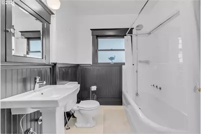128 SE Cesar E Chavez Blvd, Portland, OR 97214 - Photo 21