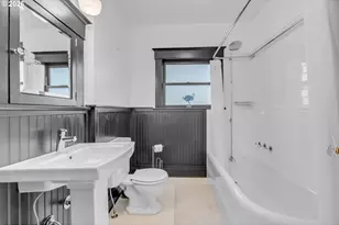 128 SE Cesar E Chavez Blvd, Portland, OR 97214 - Photo 21