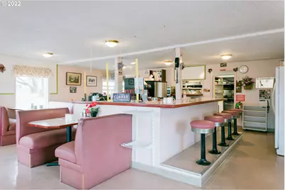 4265 Main St, Springfield, OR 97478 - Photo 7