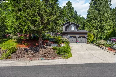 209 W Beacon Hill Dr, Longview, WA 98632 - Photo 3