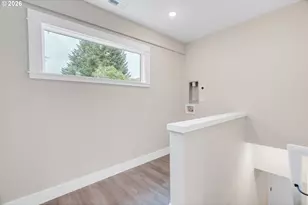 446 NE Cook St, Portland, OR 97212 - Photo 21