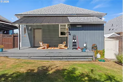 326 N Dean St, Coquille, OR 97423 - Photo 31